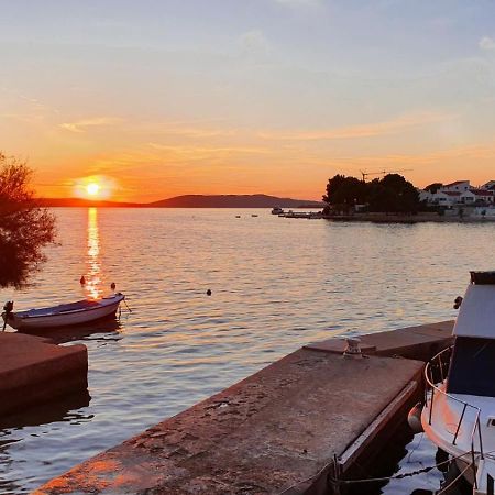 Apartment Jakov With Boat Mooring ザボリッチ エクステリア 写真