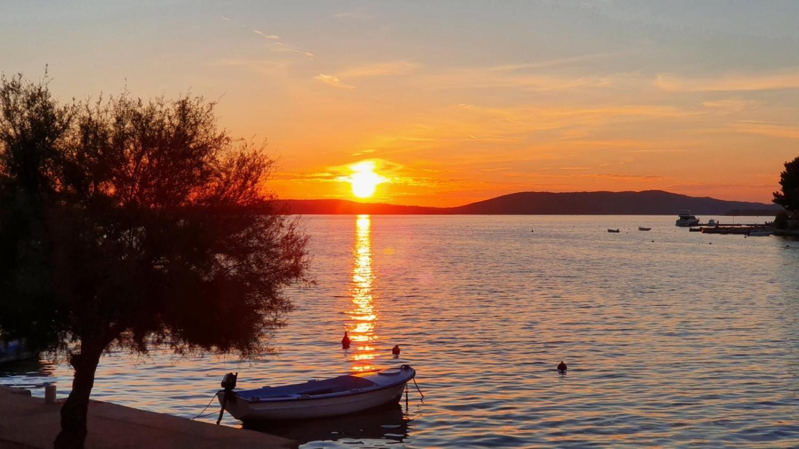 Apartment Jakov With Boat Mooring ザボリッチ エクステリア 写真